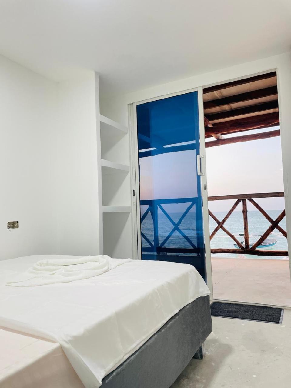 Mandala Beach Club Hotel Pendales Екстериор снимка
